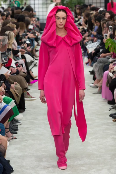 Look 38